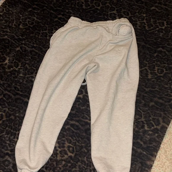 Urban Outfitters Light Gray Graphic Jogger Sweatpants - Yellow & Blue Print - Picture 3 of 5